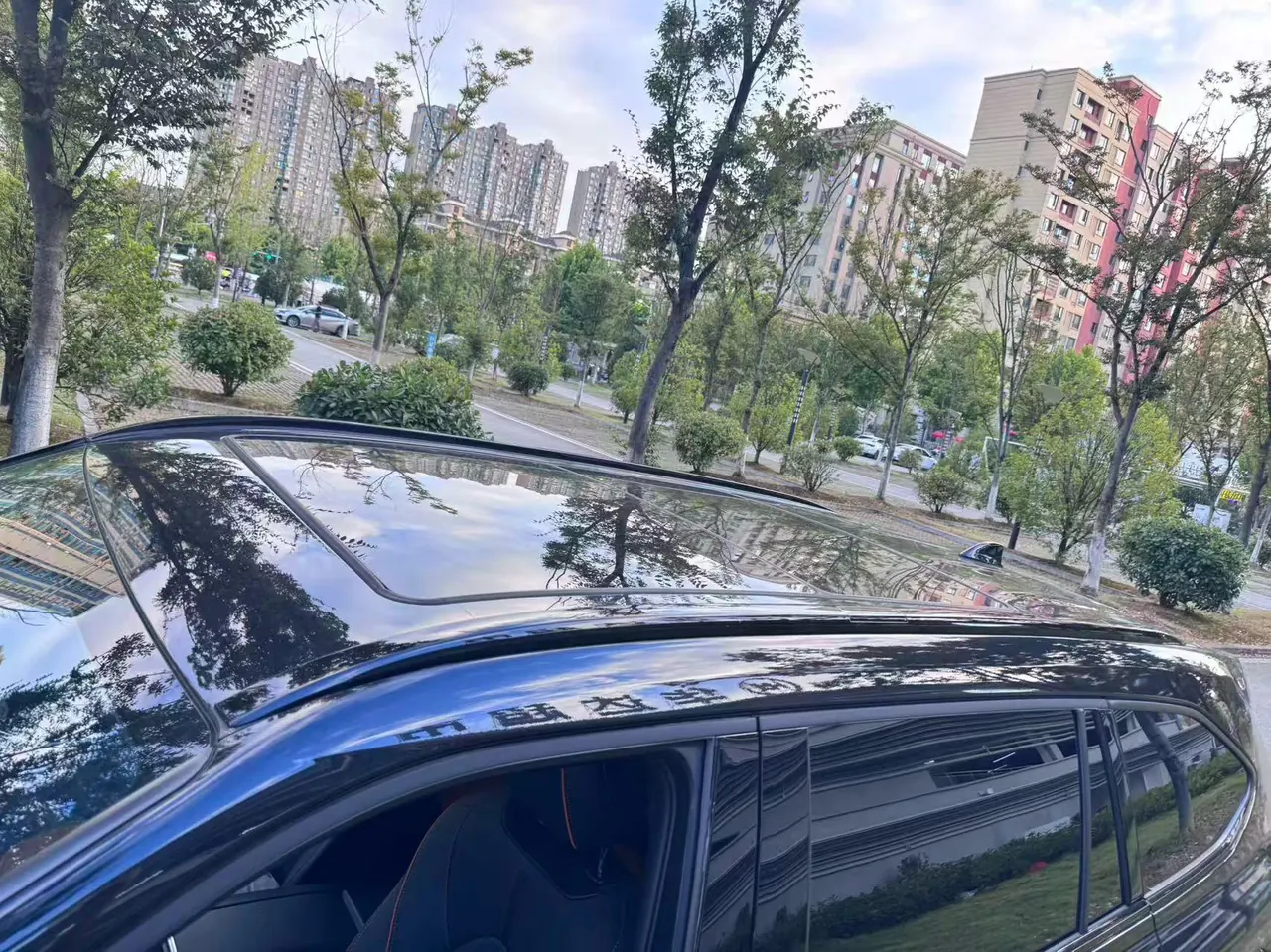 Toyota 2024 Crown Land Release HEV 2.5 Stepless Four-wheel Drive Deluxe Edition Automatic Gear 8