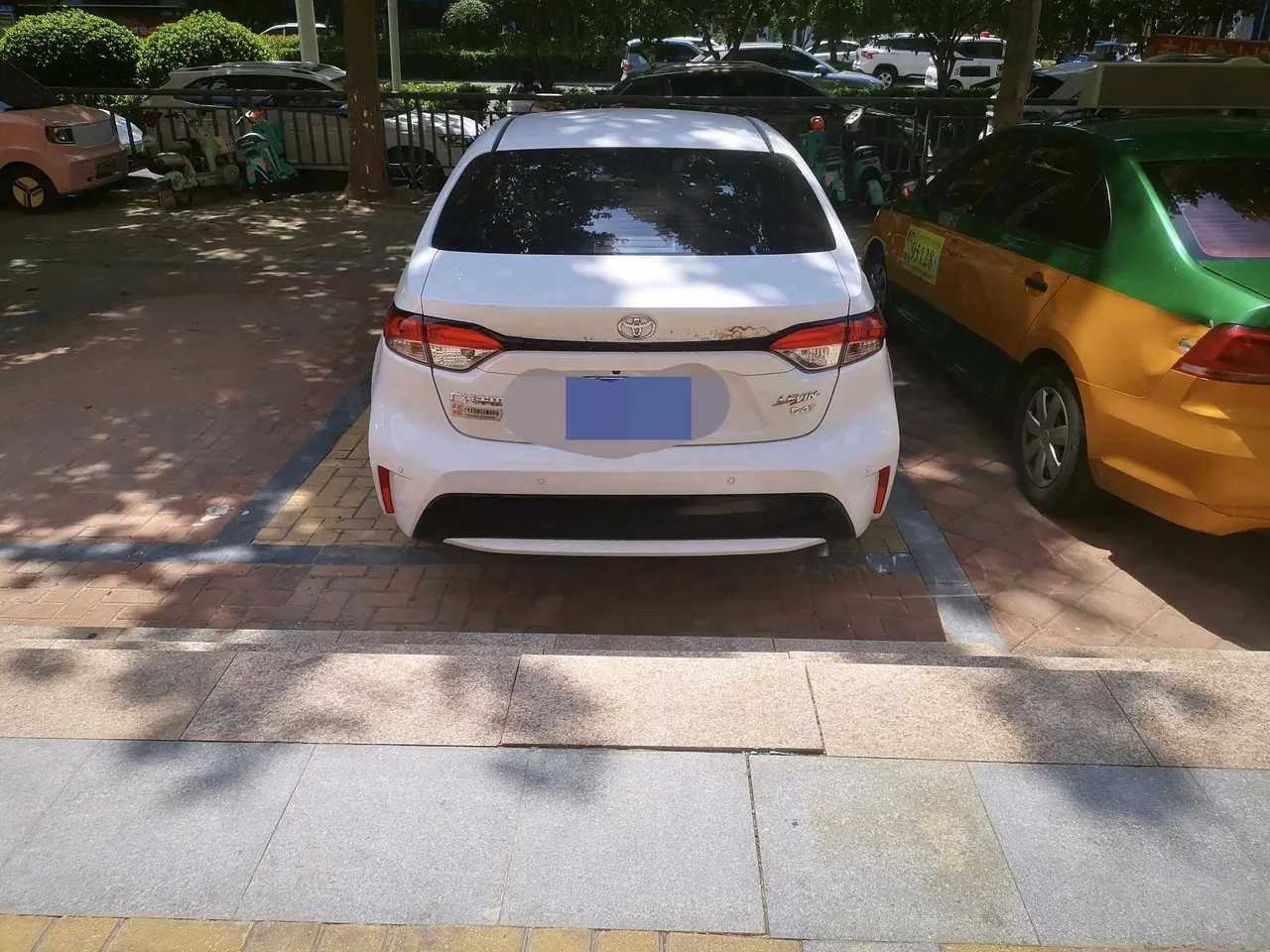 Toyota 2022 Lei Ling 1.2T Stepless 185T Deluxe Automatic Gear 6