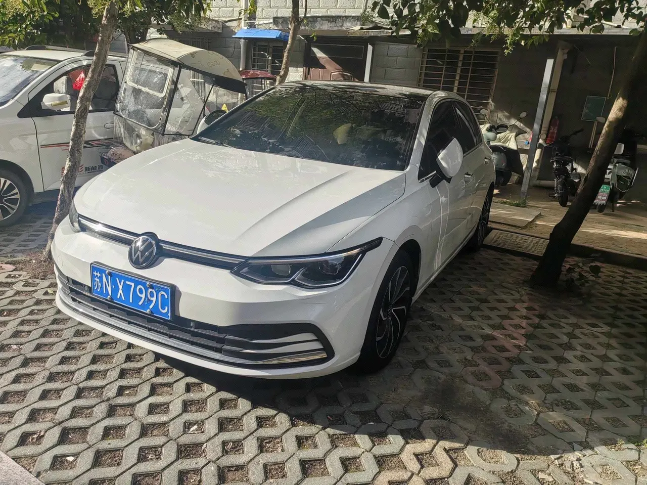 Open image lightbox: Volkswagen 2021 Golf 8 1.4TSI 280TSI 30th Anniversary Edition Automatic
