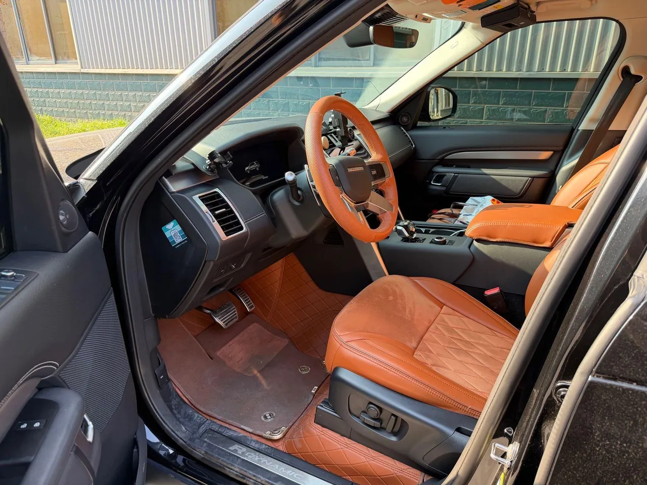 Land Rover found (imported) 2021 found 5 48V 3.0T 360PS R-Dynamic S automatic gear 6