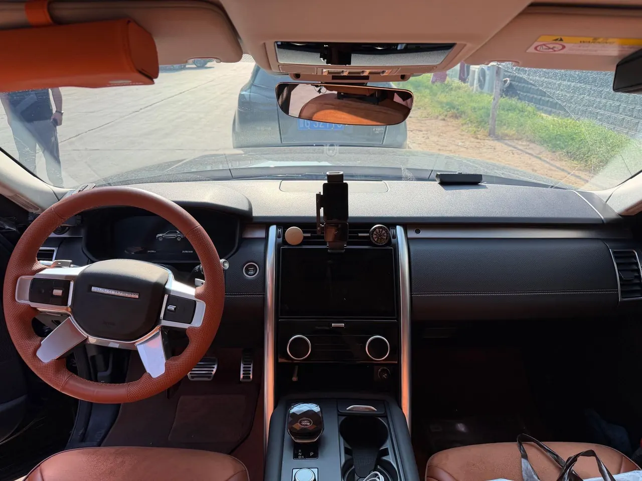 Land Rover found (imported) 2021 found 5 48V 3.0T 360PS R-Dynamic S automatic gear 7
