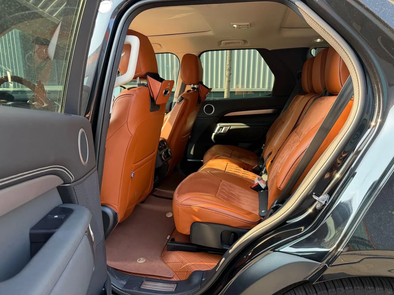 Land Rover found (imported) 2021 found 5 48V 3.0T 360PS R-Dynamic S automatic gear 8