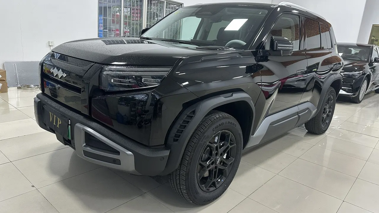 FangChengBao 2026 titanium 3 620KM rear drive flash charge version automatic gear - View 1