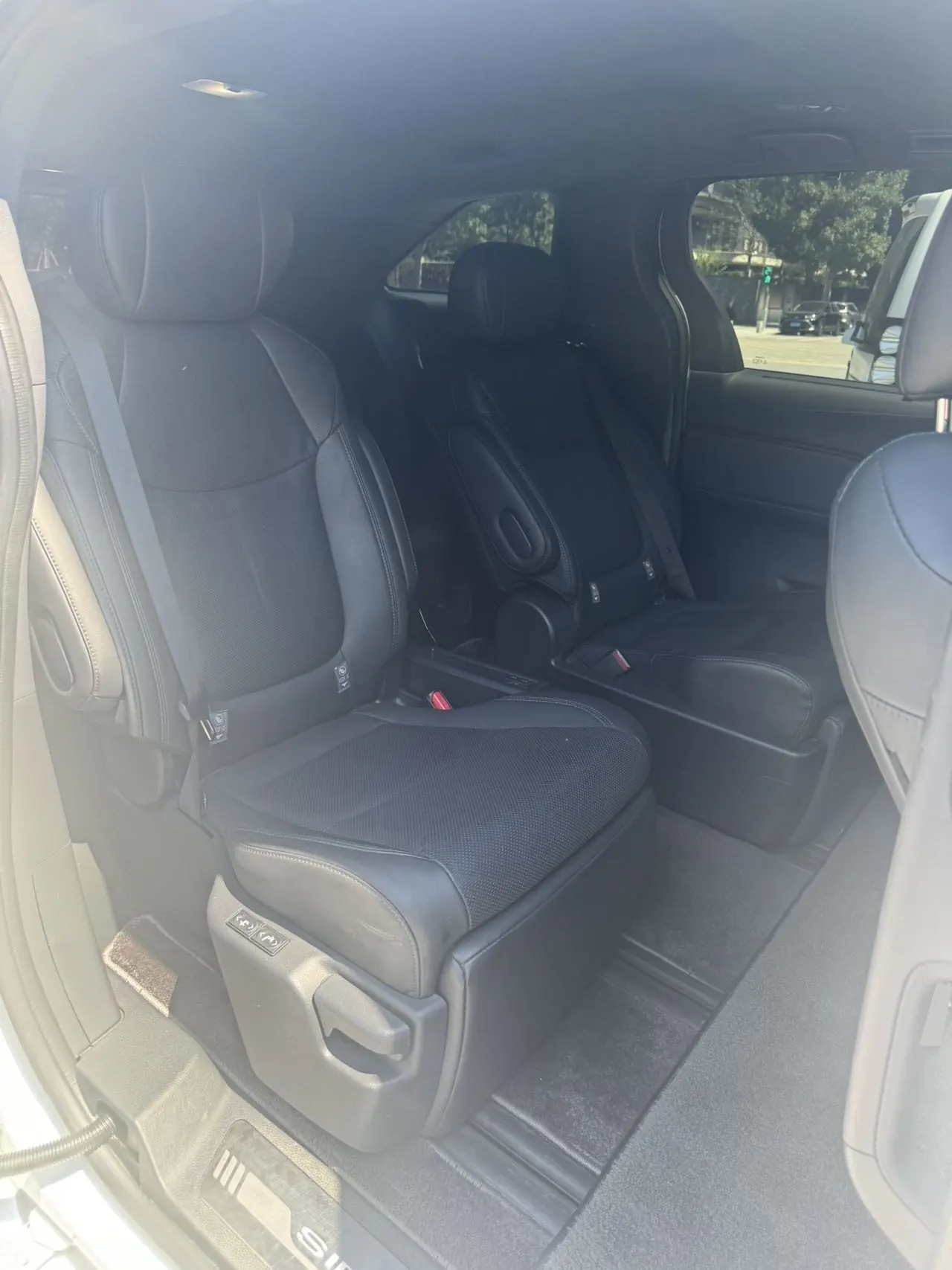 Toyota 2024 Sana 2.5 Stepless Four-wheel Drive Premium Edition Automatic Transmission 4