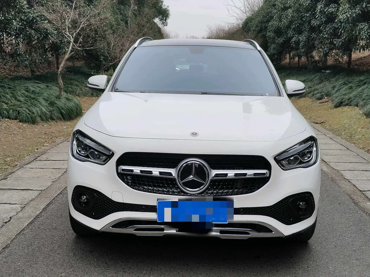 Mercedes Benz 2020 GLA 200 1.3T automatic gear 3