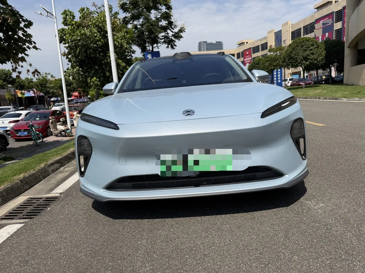 NIO 2022 ET5 75kWh automatic gear 2