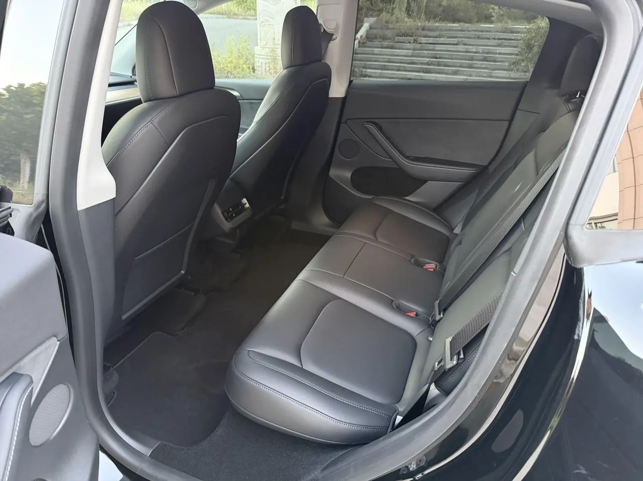 Tesla 2021 Model Y Standard Endurance Rear Drive Automatic Gear 8