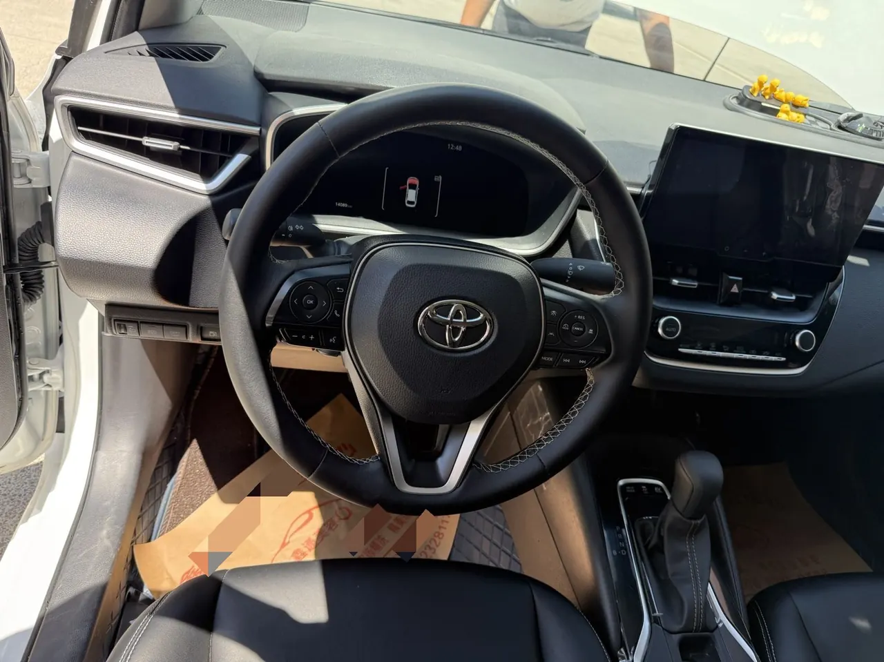 Toyota 2024 Lei Ling Shuangqing 1.8 Stepless Intelligent Electric Hybrid Deluxe Edition Automatic Gear 11