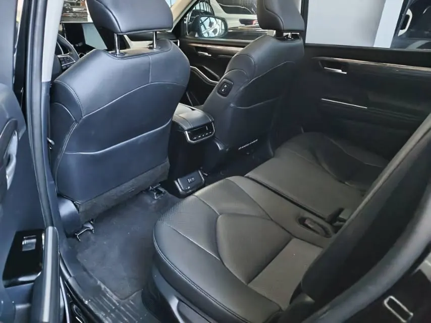 Toyota 2024 Highlander Dual Engine 2.5 Stepless Intelligent Electric Hybrid Four-wheel Drive Premium Edition 7-seat Automatic Transmission 4
