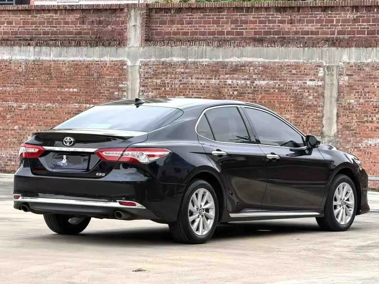 Toyota 2023 Camry 2.0GVP Stepless Leading Edition Automatic Gear 7