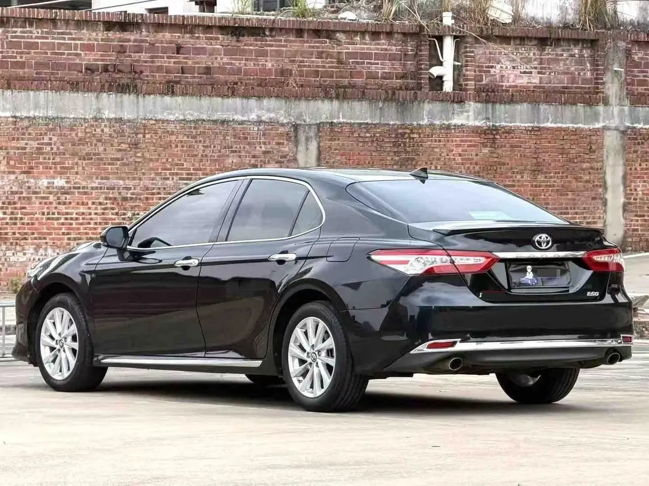Toyota 2023 Camry 2.0GVP Stepless Leading Edition Automatic Gear 9