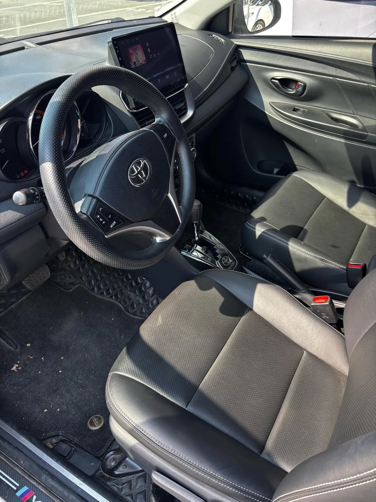 Toyota yaris 2022 YARiS L to dazzle 1.5 stepless leading PLUS version of automatic gear 4