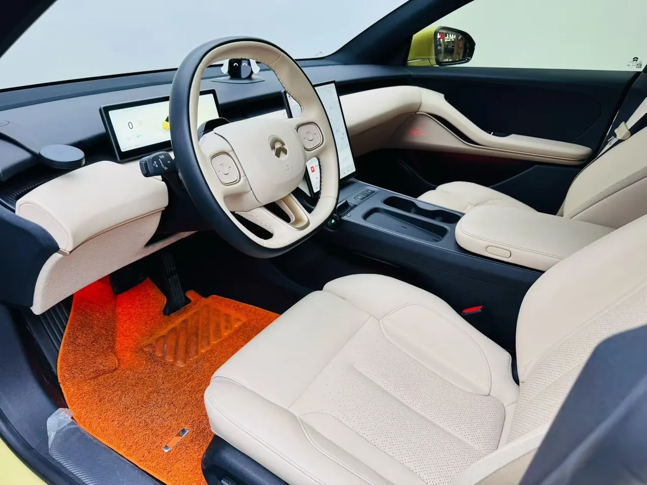 NIO 2022 ET5 75kWh automatic gear 3