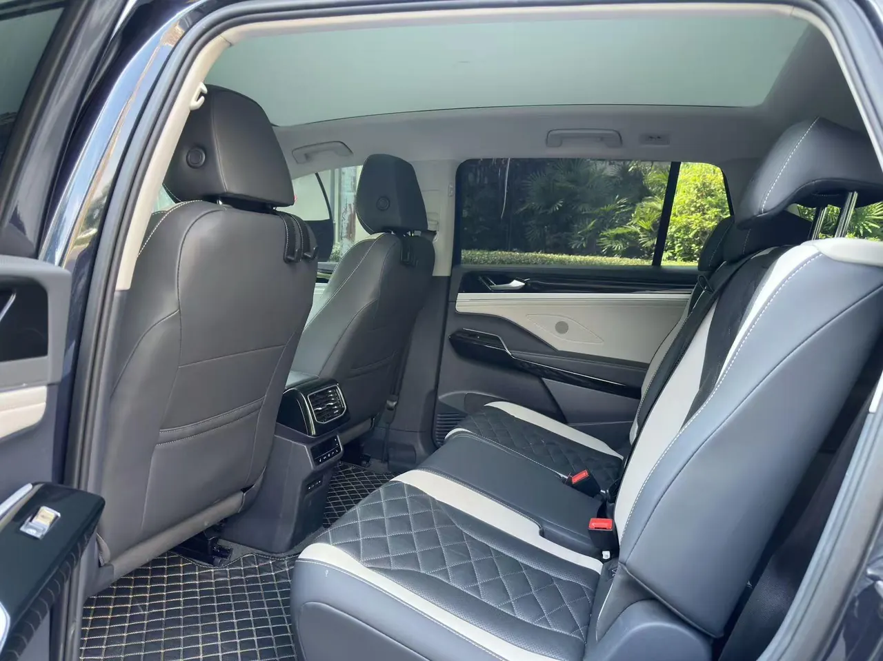 Volkswagen 2022 ID. 6 CROZZ Long Endurance PRO Edition Automatic Transmission 5