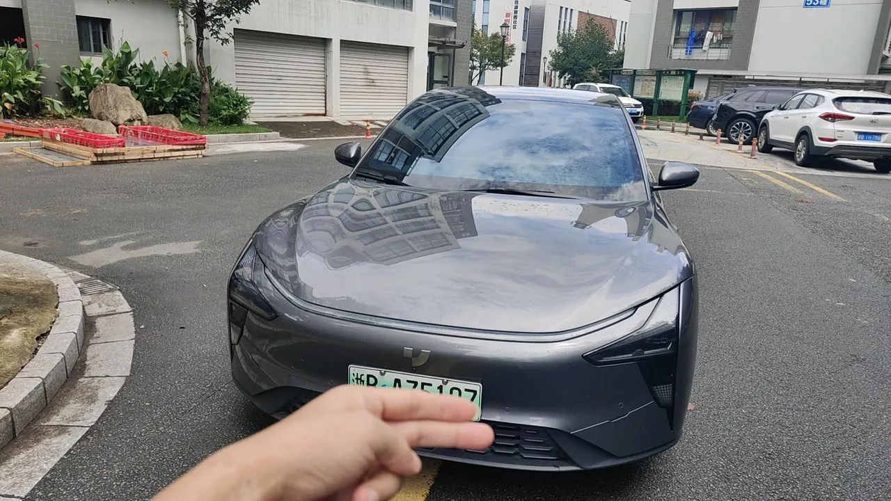 JiYue 2024 JiYue 07 Standard Edition Automatic Gear 2