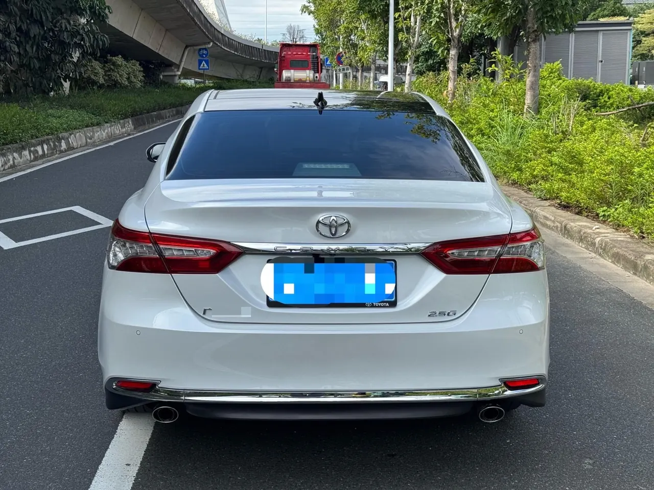 Toyota 2023 Camry 2.5G Deluxe Edition Automatic Gear 4