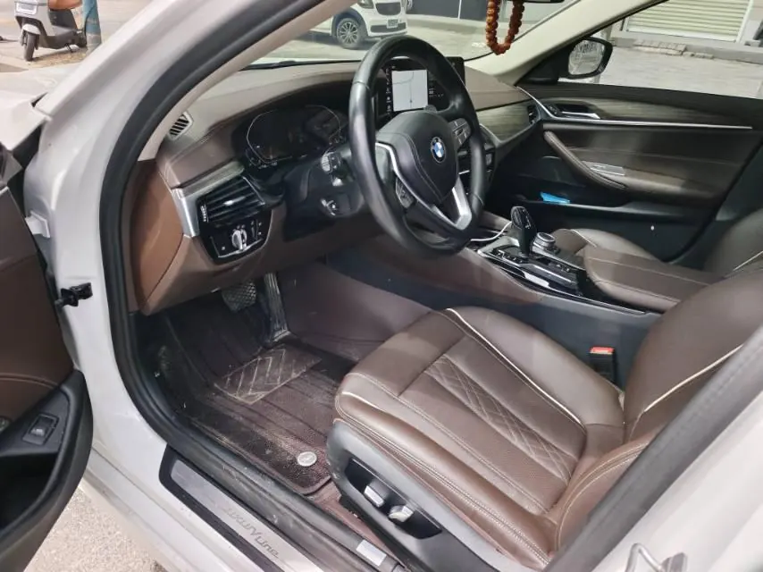 BMW 5 Series 2022 530Li 2.0T Leading Luxury Suit (Change 2) Automatic Gear 6