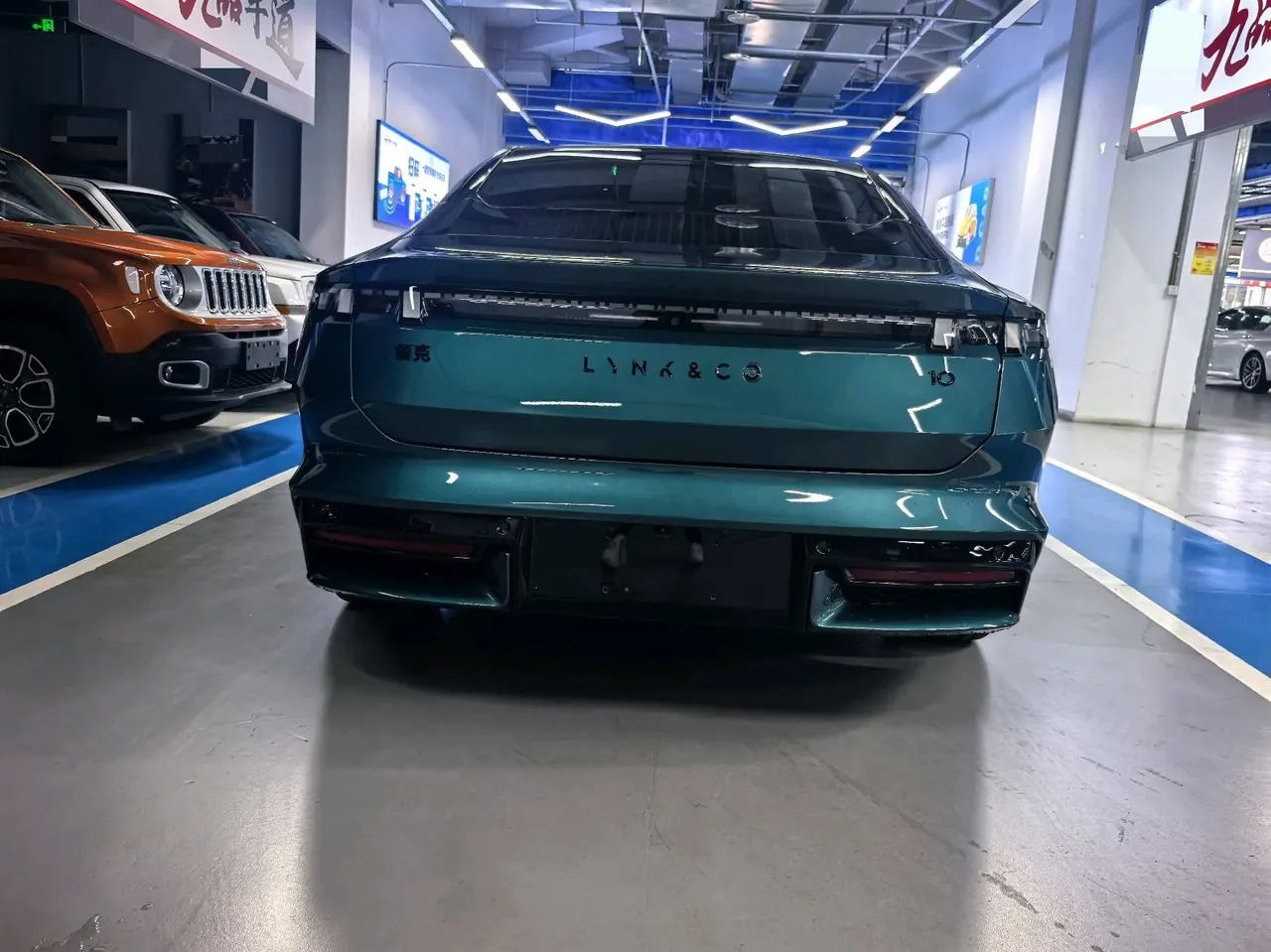 LYNK&amp;CO 2026 LYNK&amp;CO 10 701 Long Endurance Ultra Auto 7