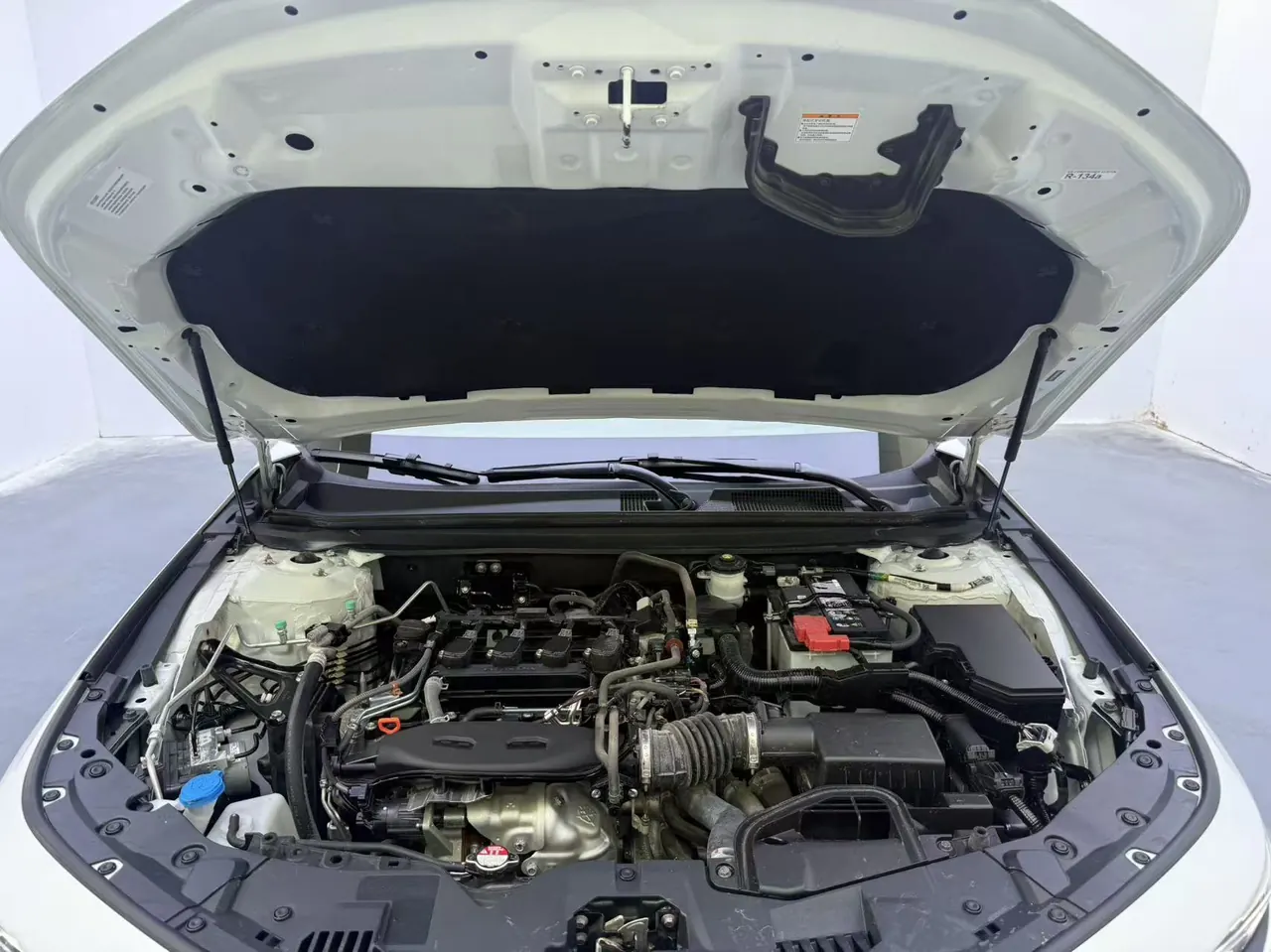 Honda 2023 11th Generation Accord 1.5T Stepless 260TURBO Smart Edition Automatic Gear 18