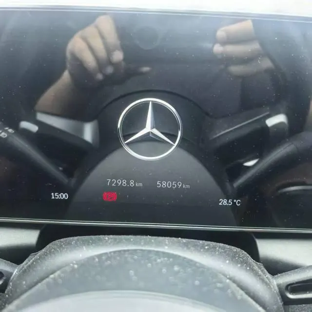 Mercedes Benz 2023 GLC 300 L 4MATIC 48V 2.0T Luxury 7-seat Automatic Gear 8