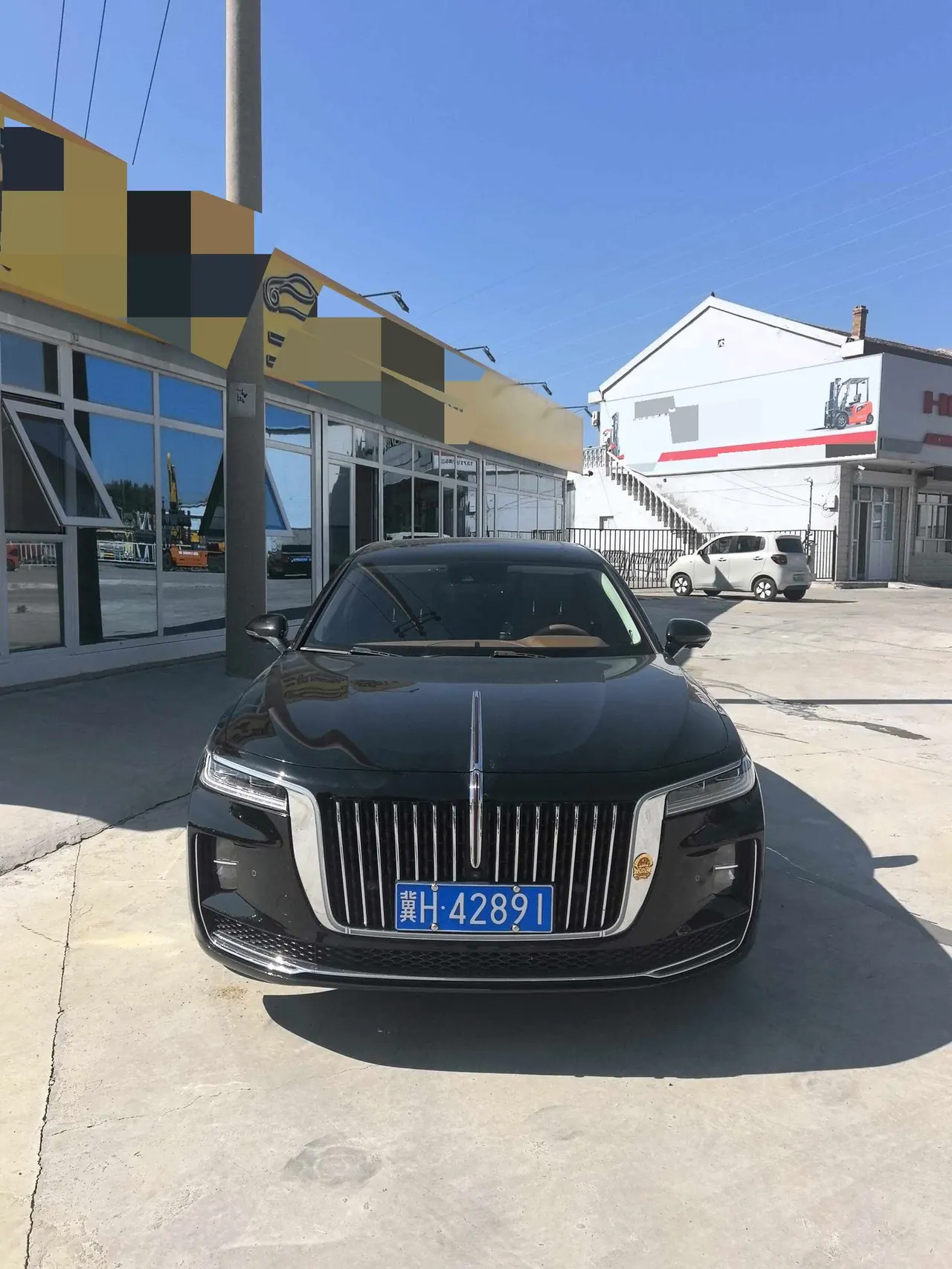HongQi 2020 H9 48V 2.0T Zhilian Flag Edition Automatic Gear 2