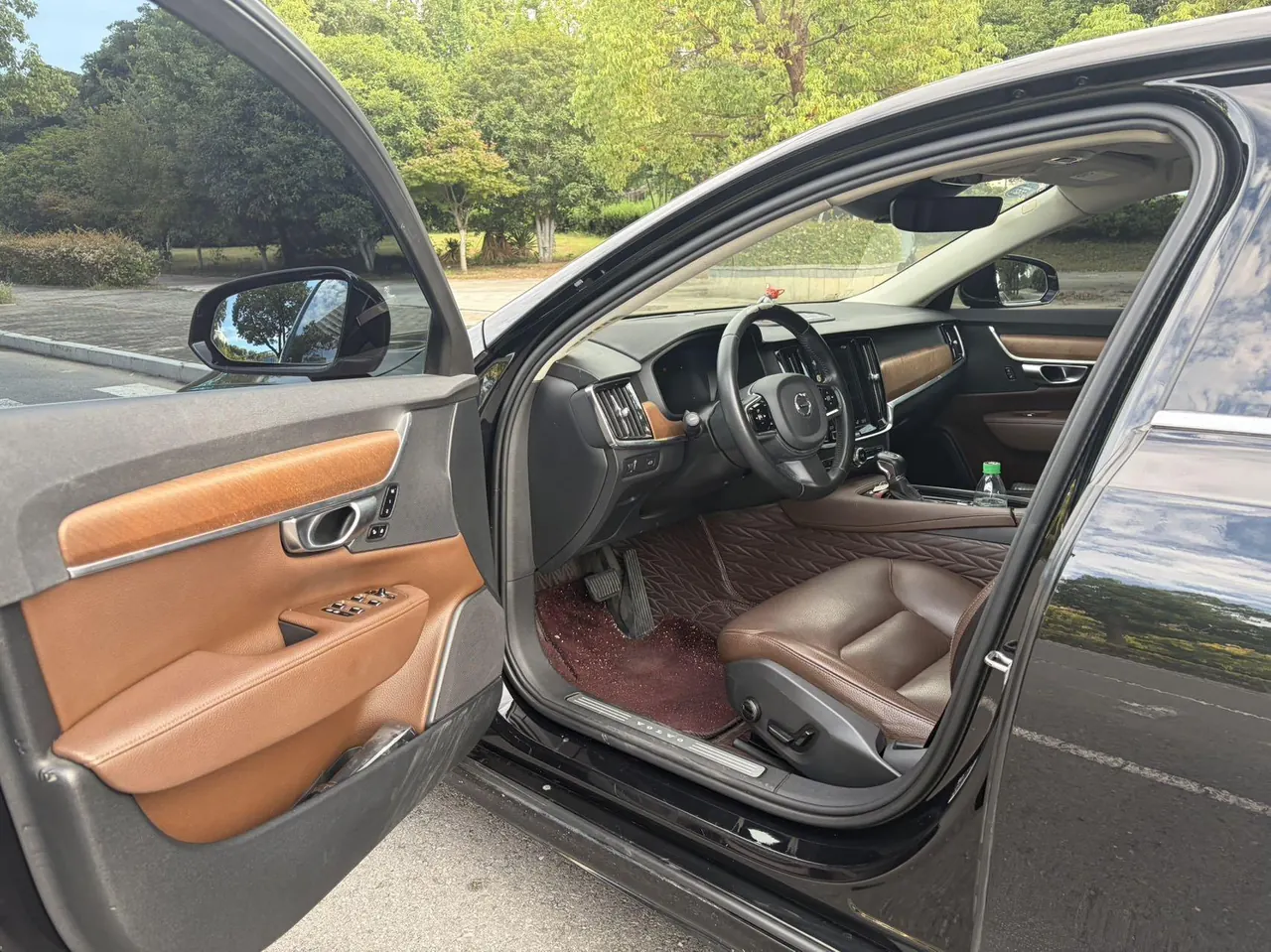 Volvo 2020 S90 2.0T T5 Zhiyi Deluxe Edition Automatic Gear 7