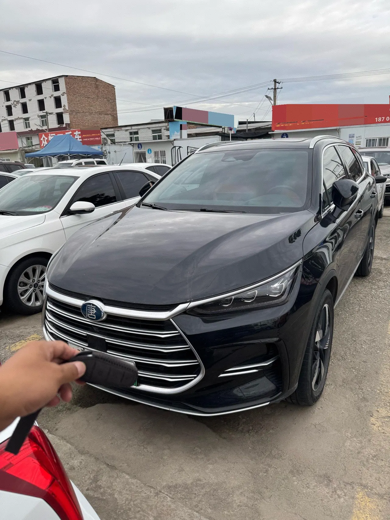 Open image lightbox: BYD Tang New Energy 2023 Tang DM-i 1.5T Stepless 112KM Champion Edition Exclusive Automatic Gear