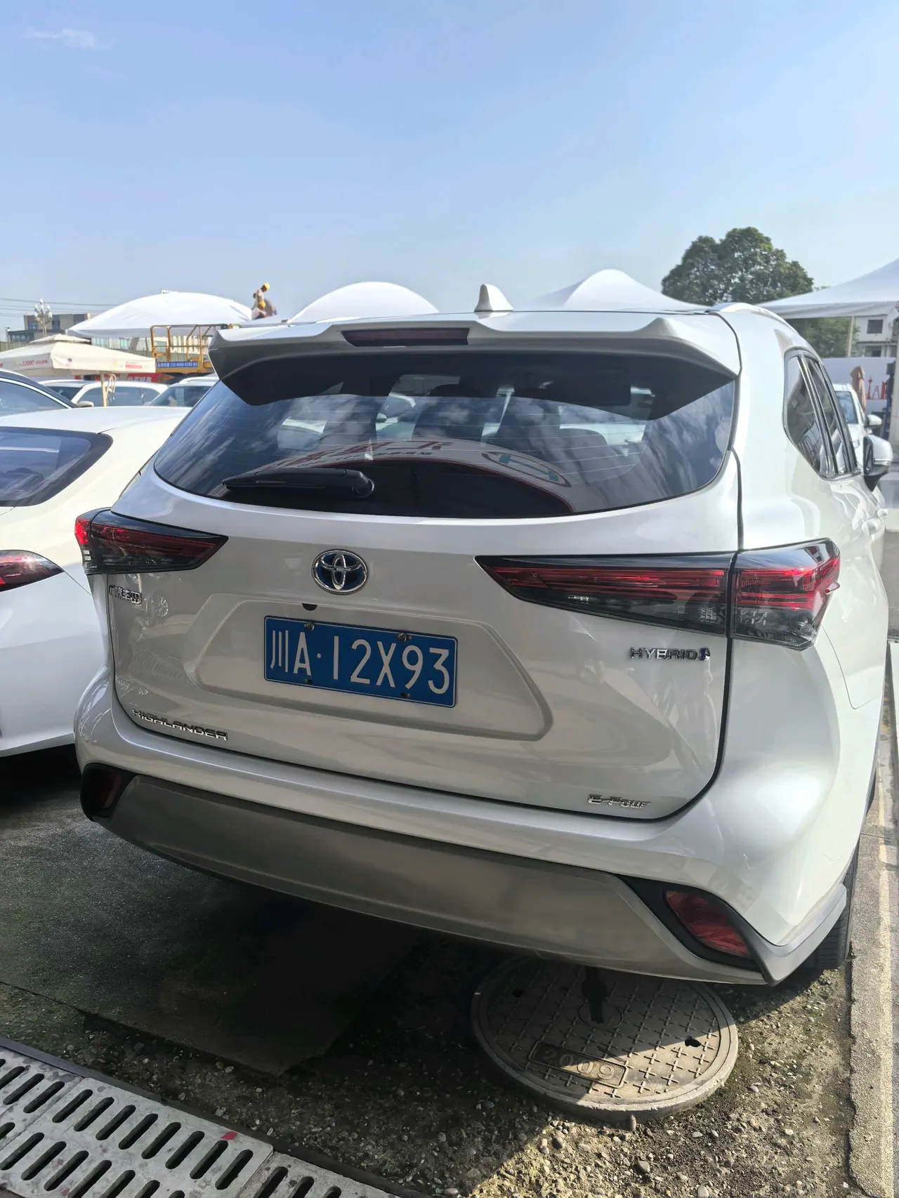 Toyota 2023 Highlander Dual Engine 2.5 Stepless Four-wheel Drive Knight Edition 7-seat Automatic Gear 3
