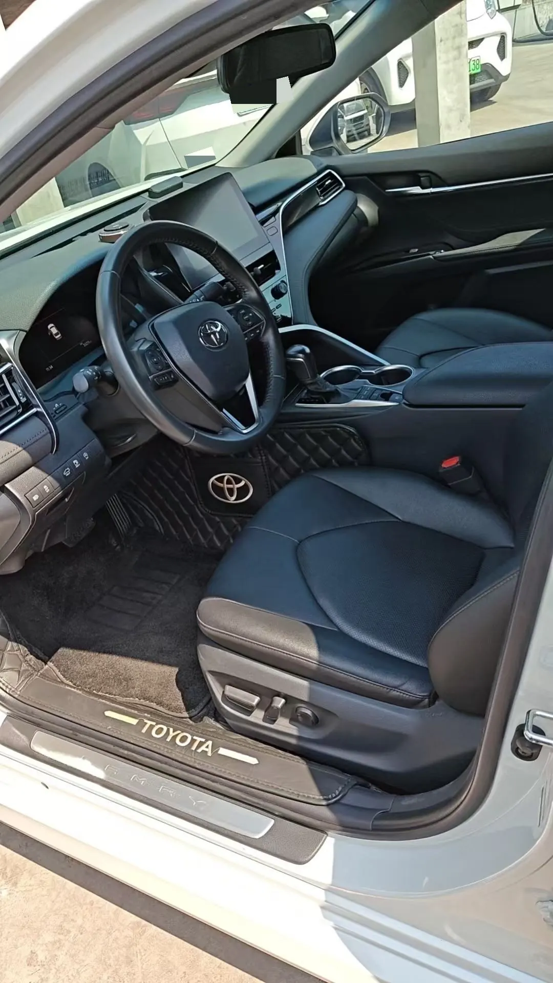 Toyota 2021 Camry 2.5G Deluxe Edition Automatic Gear 8