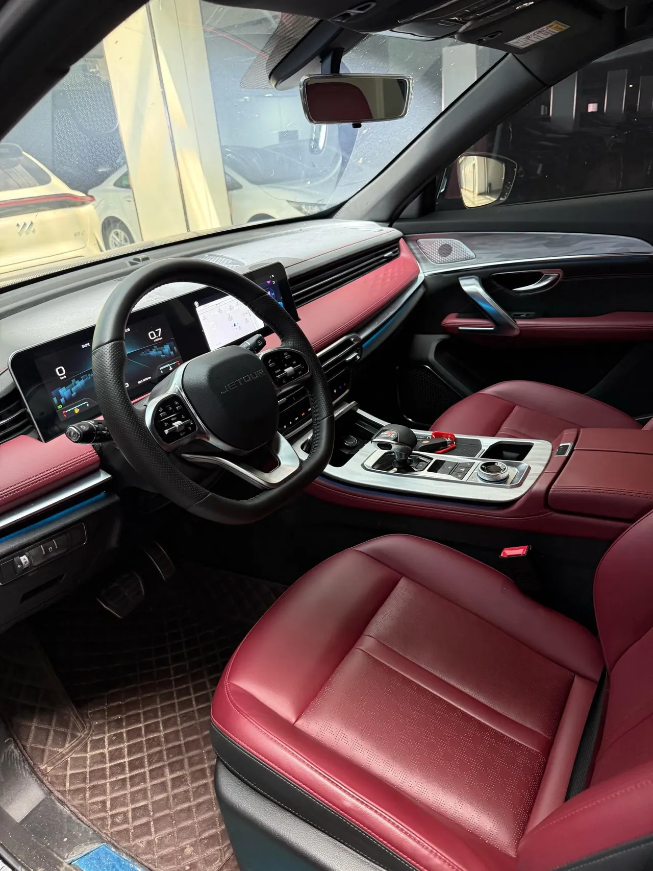 Jetour 2023 X70 PRO 1.5T Comfortable 5-seat Automatic Gear 9
