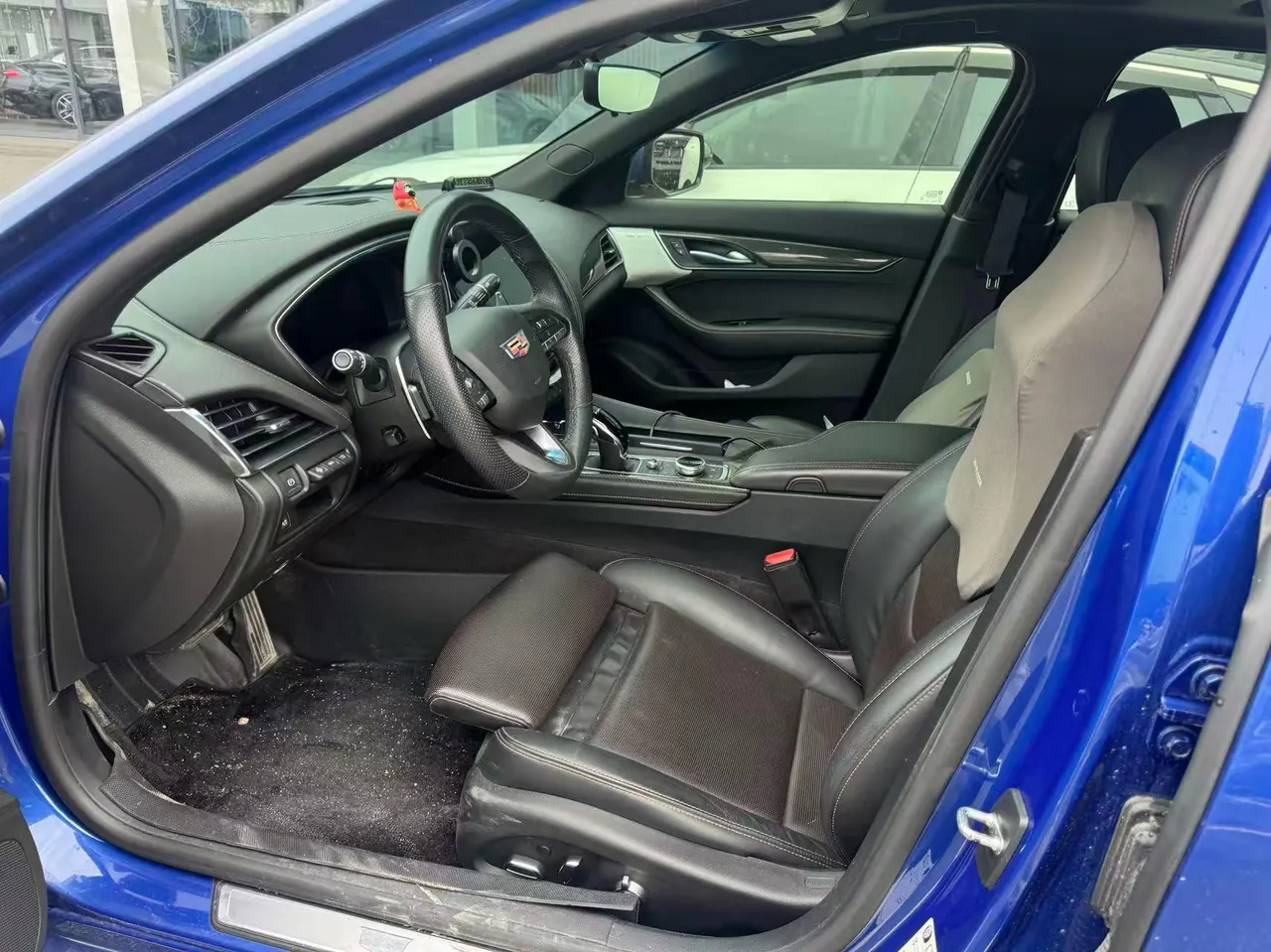 Cadillac 2021 CT5 2.0T 28T Platinum Automatic Gear 2