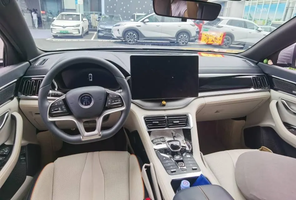 BYD Song PLUS New Energy 2021 Song PLUS DM-i 1.5 Stepless 51KM Honorable Automatic Gear 2