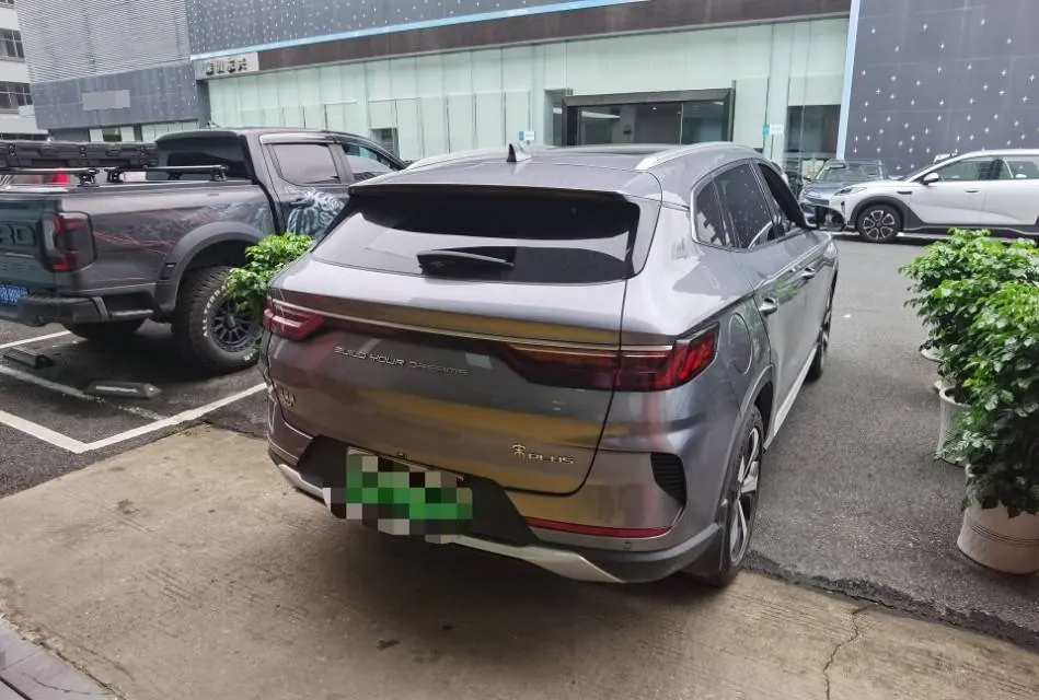BYD Song PLUS New Energy 2021 Song PLUS DM-i 1.5 Stepless 51KM Honorable Automatic Gear 5