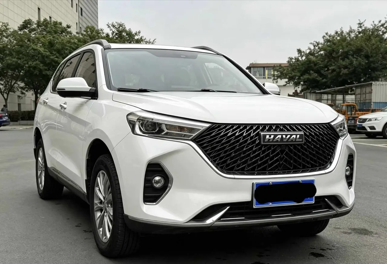 Haval 2022 M6 PLUS 1.5T Smart Automatic Gear 2
