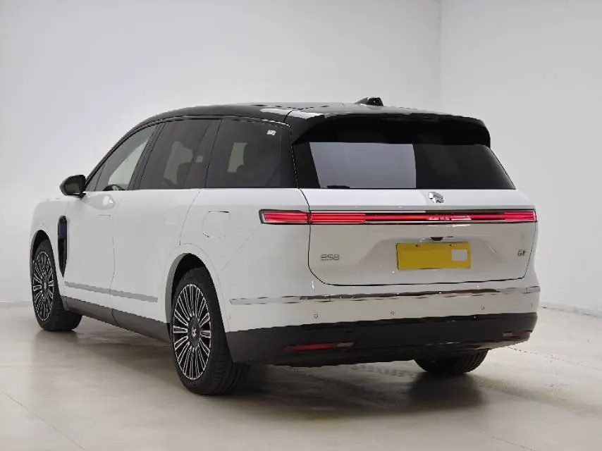 NIO 2026 ES8 5-seat Executive Deluxe Automatic Gear 4