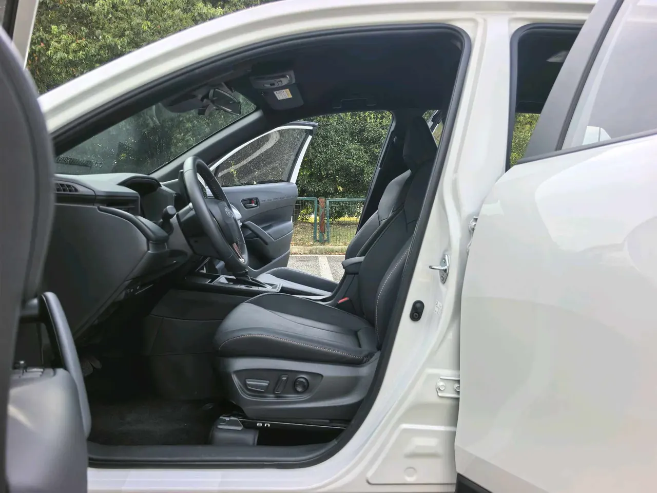 Toyota 2026 Front Landa 2.0 Stepless Comfort PLUS Edition Automatic Gear 7
