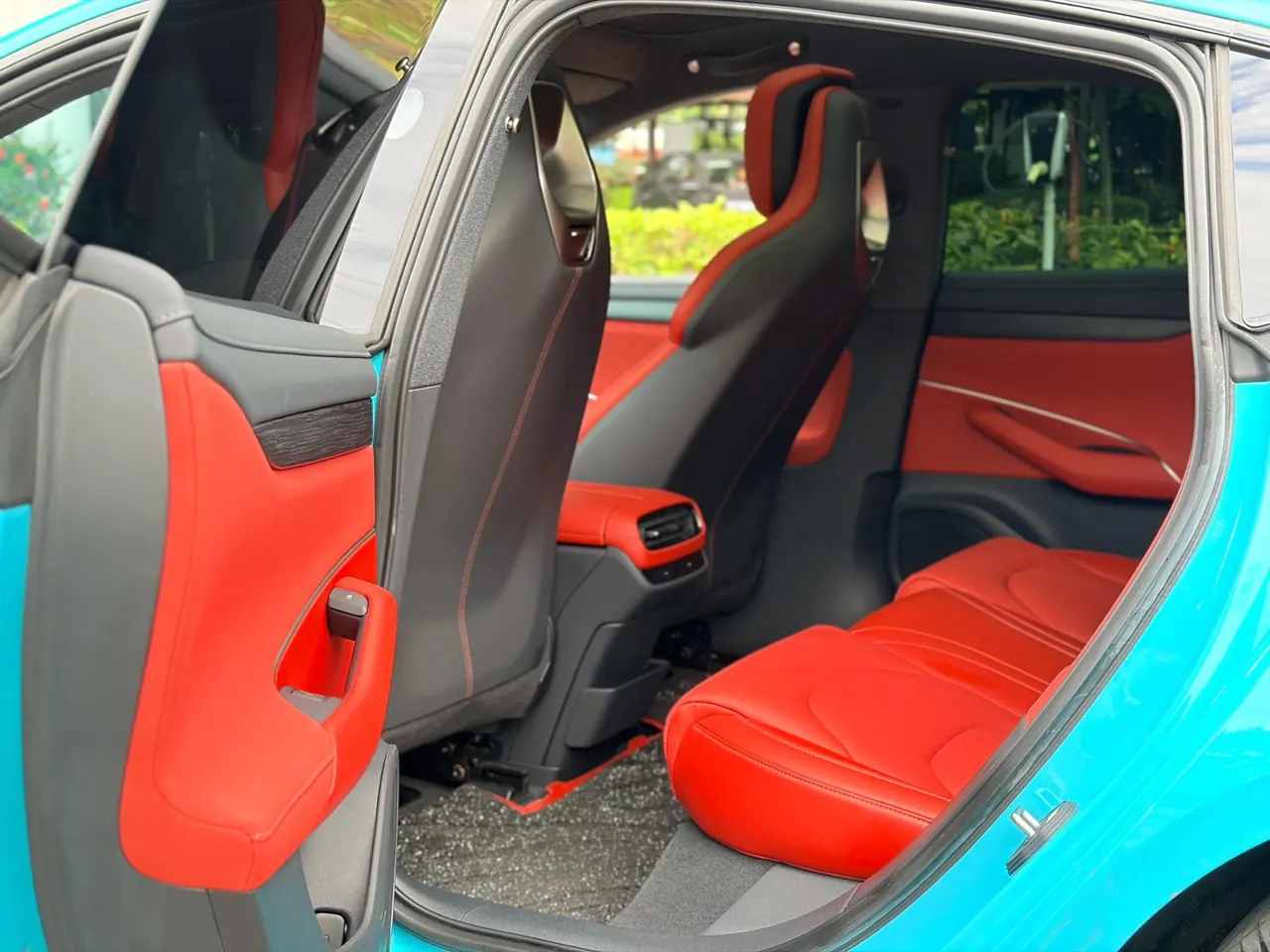 MI 2024 SU 7 700km Rear Drive Long Endurance Smart Driving Edition Automatic Gear 8