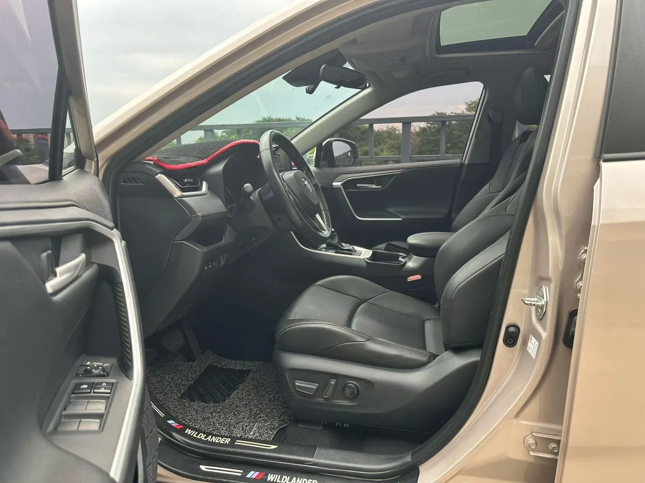 Toyota 2022 Willanda 2.0 Stepless Two-Drive Knight Edition Automatic Gear 4