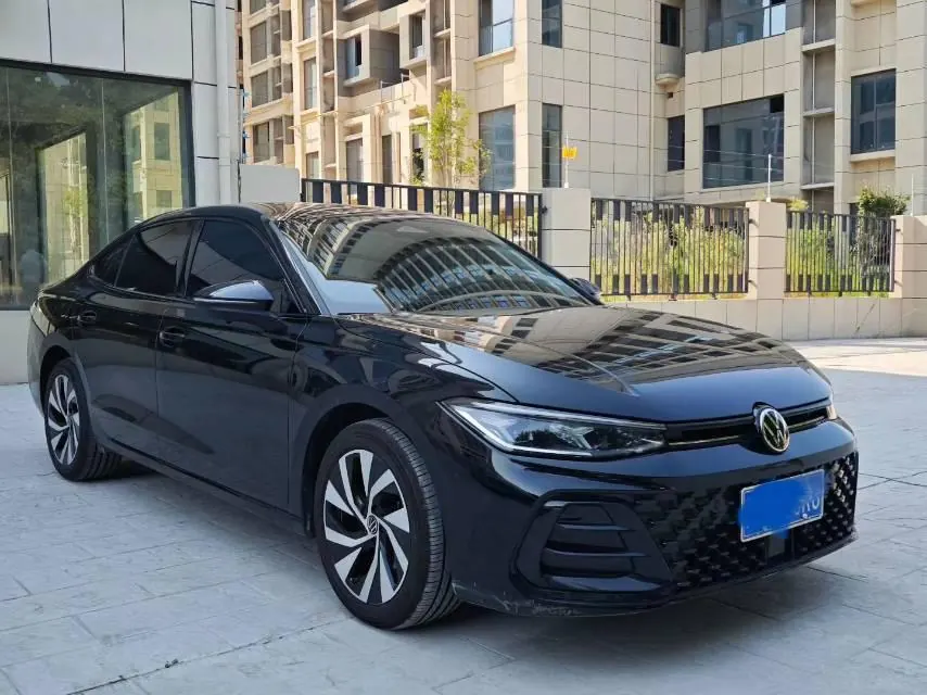 Volkswagen 2026 Passat Pro 1.5TSI 300TSI Longyao Edition Automatic Gear 3