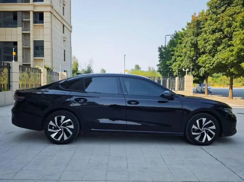 Volkswagen 2026 Passat Pro 1.5TSI 300TSI Longyao Edition Automatic Gear 7