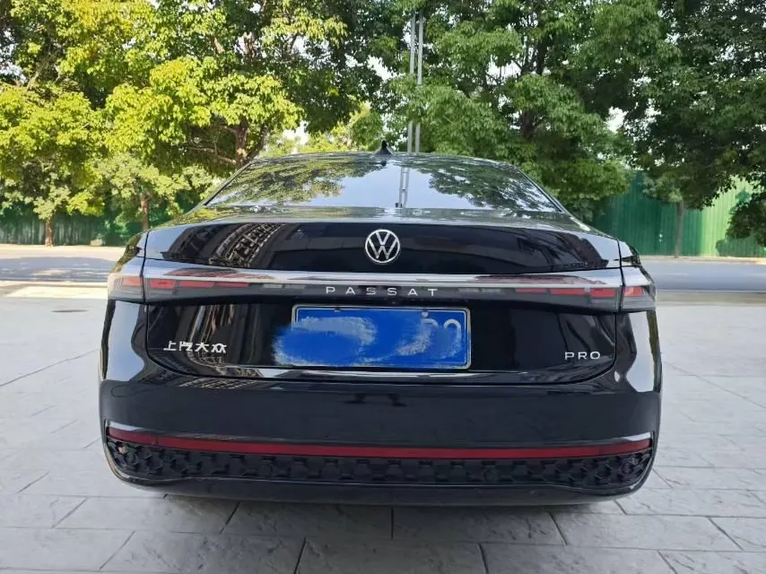 Volkswagen 2026 Passat Pro 1.5TSI 300TSI Longyao Edition Automatic Gear 9