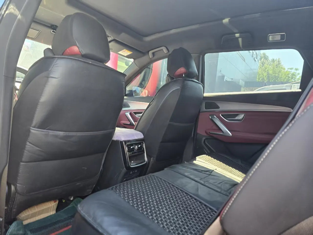 Jetour 2024 X70 PLUS 1.5T Champion Edition PRO5 Automatic Gear 4