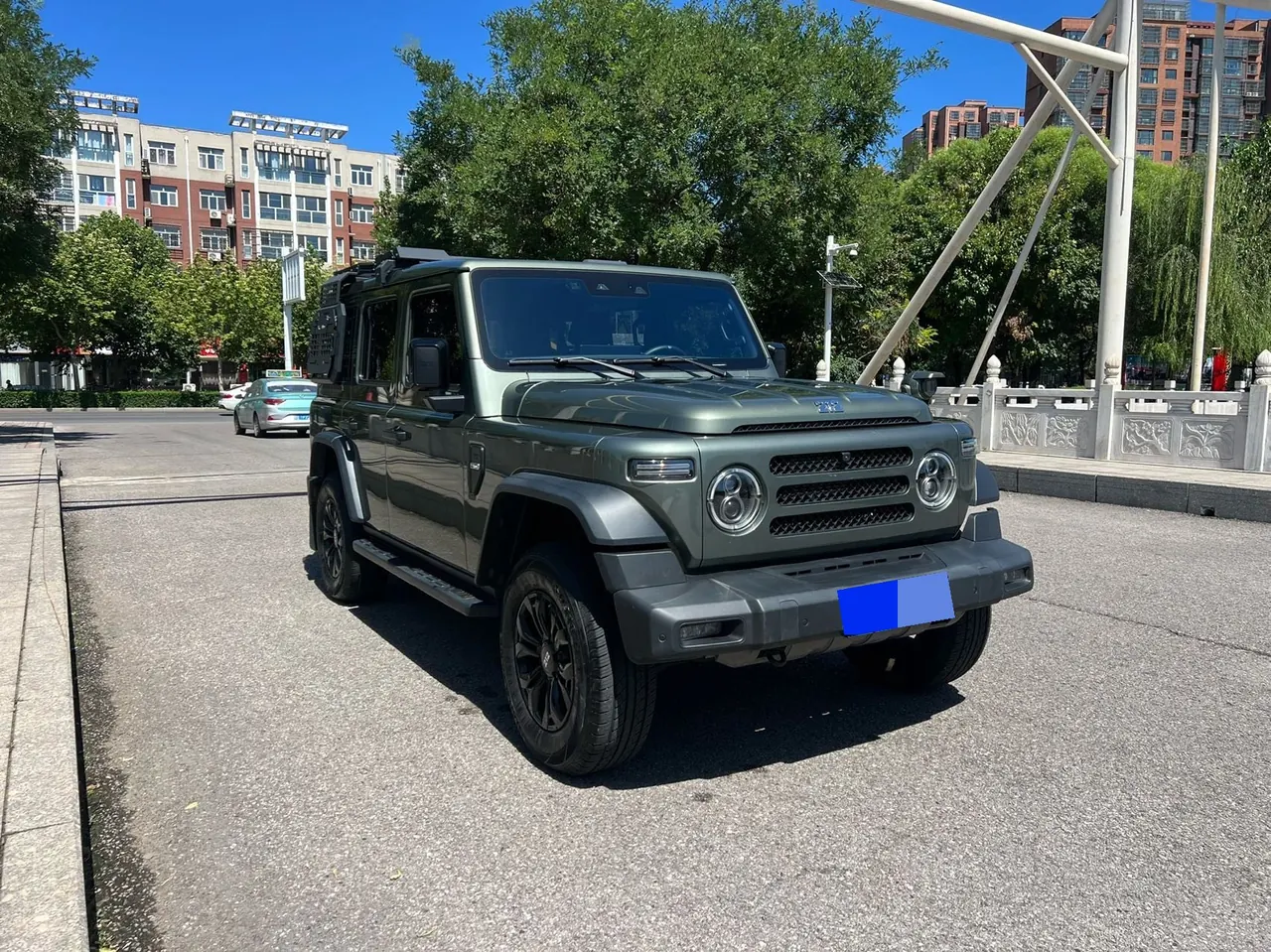 212 2024 T01 2.0T Explorer Automatic 3