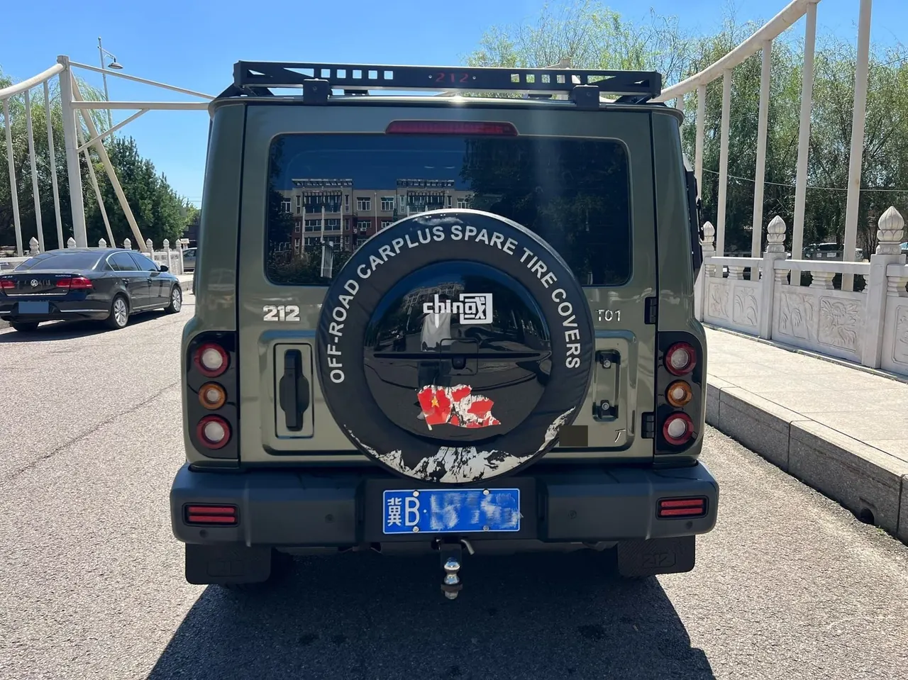 212 2024 T01 2.0T Explorer Automatic 9
