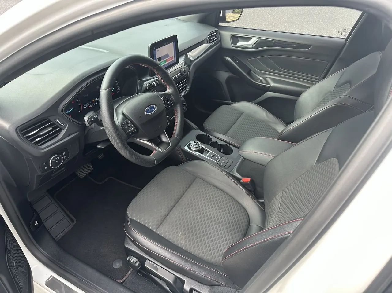 Ford 2020 Fox-hatchback 1.5T EcoBoost 180 ST Line Automatic 7