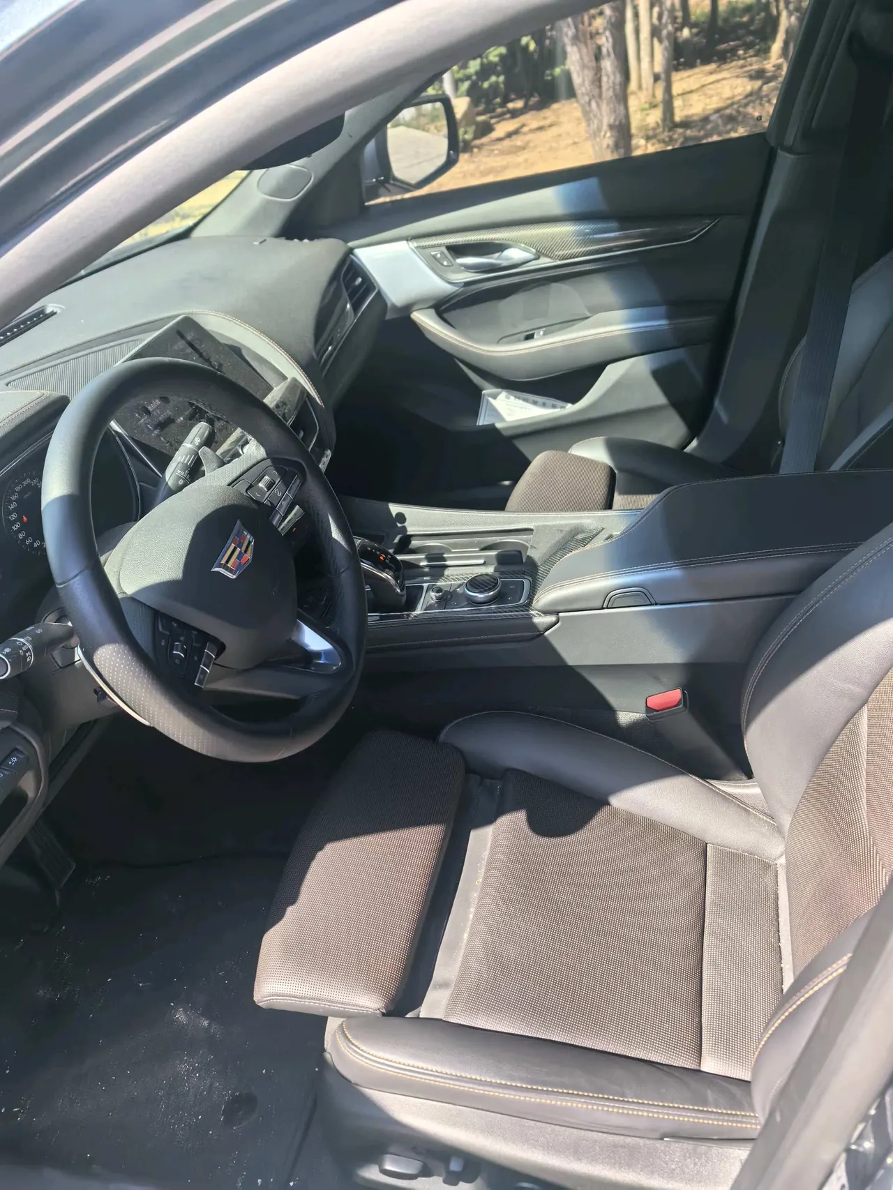 Cadillac 2020 CT5 2.0T 28T Platinum Sports Edition Automatic Gear 3