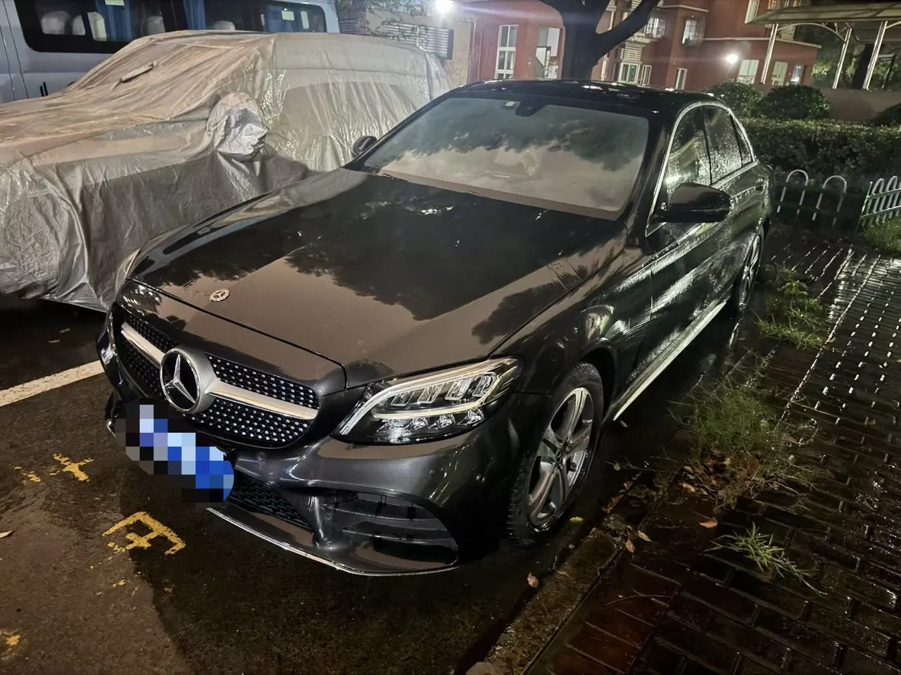 打开图片灯箱:Mercedes Benz Class C 2021 C 260 L 48V 1.5T Sports Edition Automatic Gear