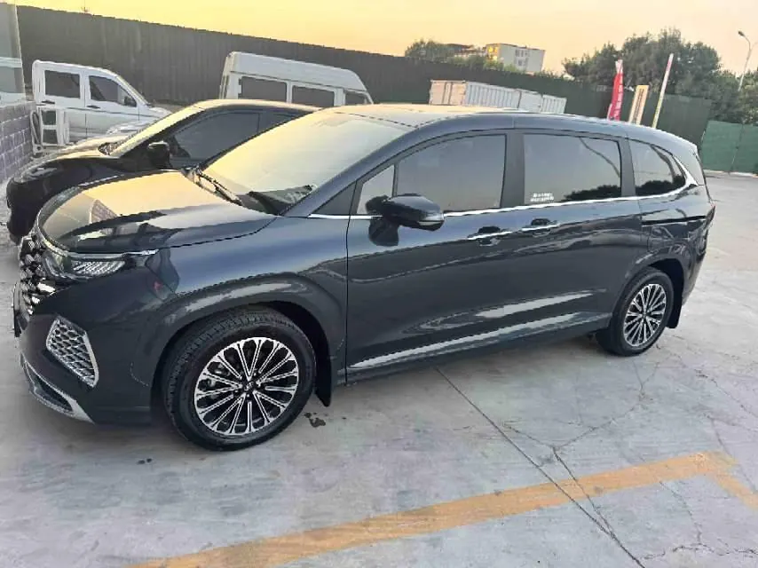Hyundai 2024 Kusto 1.5TGDi 270TGDi TOP Zhiai Flagship Automatic Gear 3