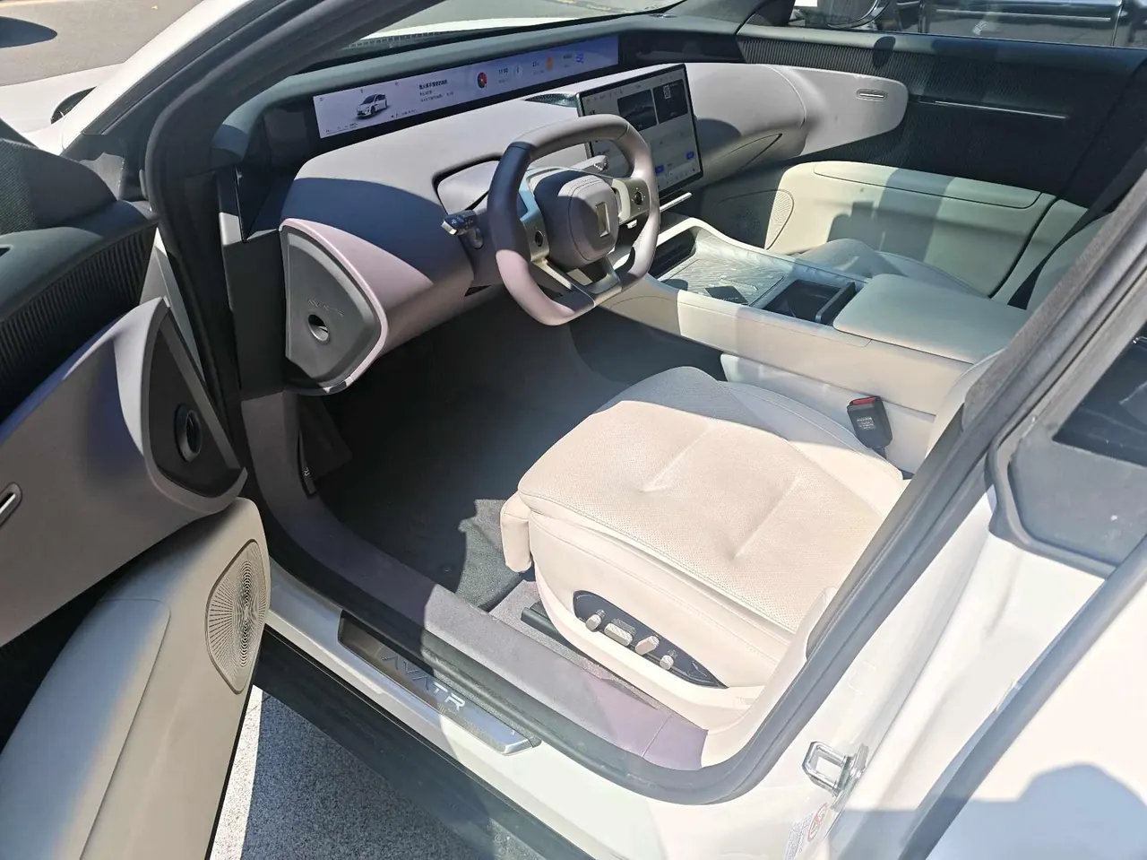 Avatr 2024 Avatr 12 700 3 Laser Rear Drive Luxury Edition (Modified) Automatic Gear 7