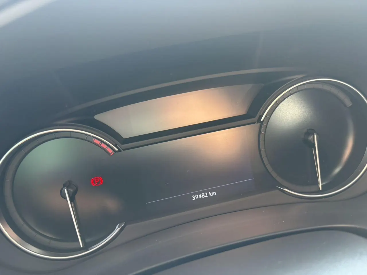 Cadillac 2020 XT4 2.0T 28T Two-Drive Leading Automatic Gear 5